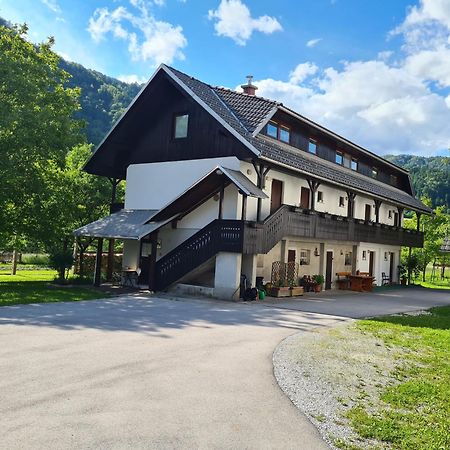 Gostilna Batist Bed & Breakfast Bohinjska Bela Bagian luar foto