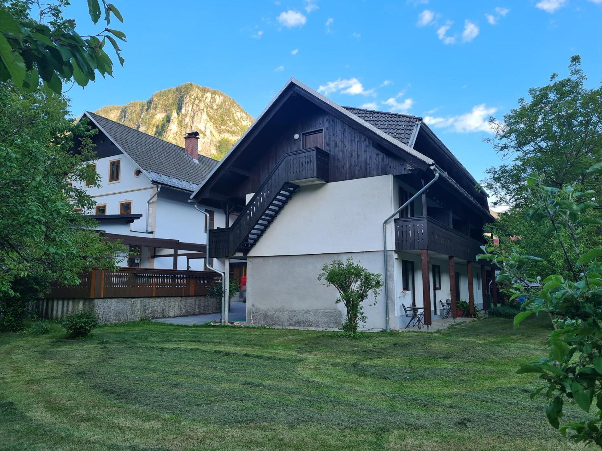 Gostilna Batist Bed & Breakfast Bohinjska Bela Bagian luar foto